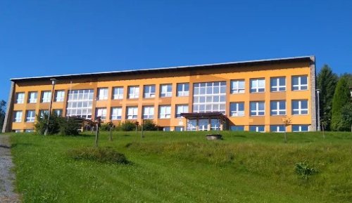 Elementary school with preschool